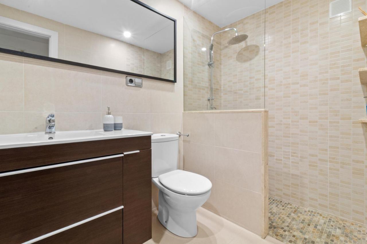 Apartment Big Privat Terrace Calafell Beach Free Parking מראה חיצוני תמונה