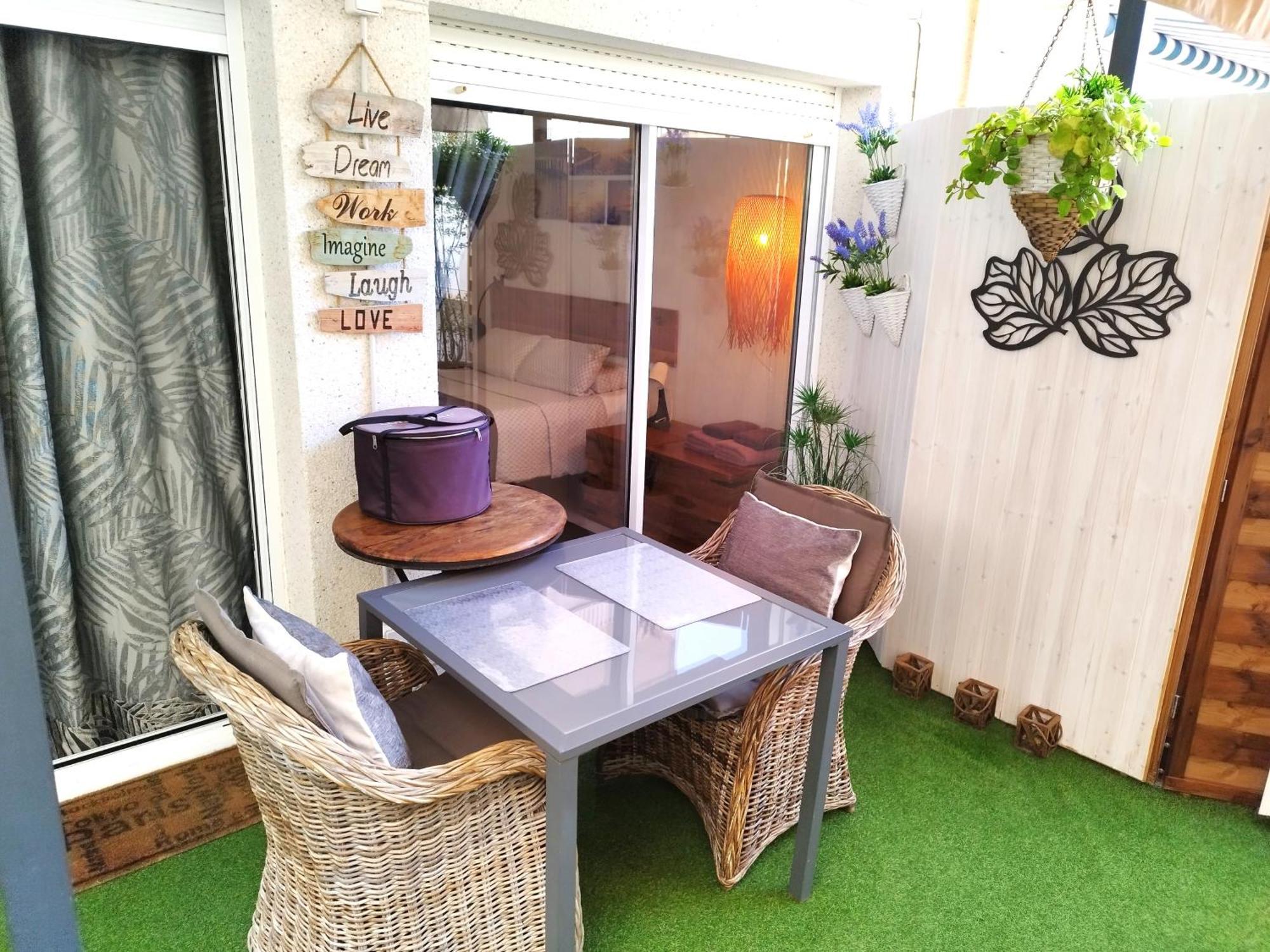 Apartment Big Privat Terrace Calafell Beach Free Parking מראה חיצוני תמונה